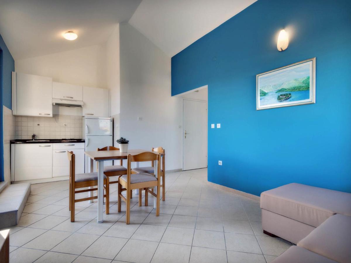 Apartments Zizic Vodice Habitación foto