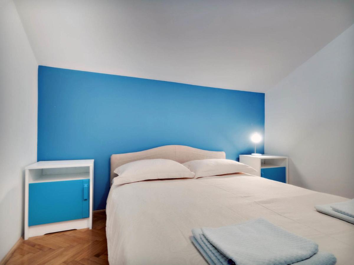 Apartments Zizic Vodice Habitación foto