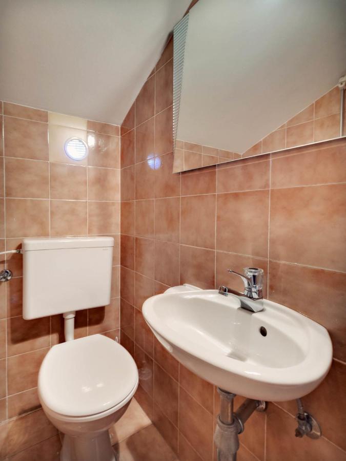 Apartments Zizic Vodice Habitación foto